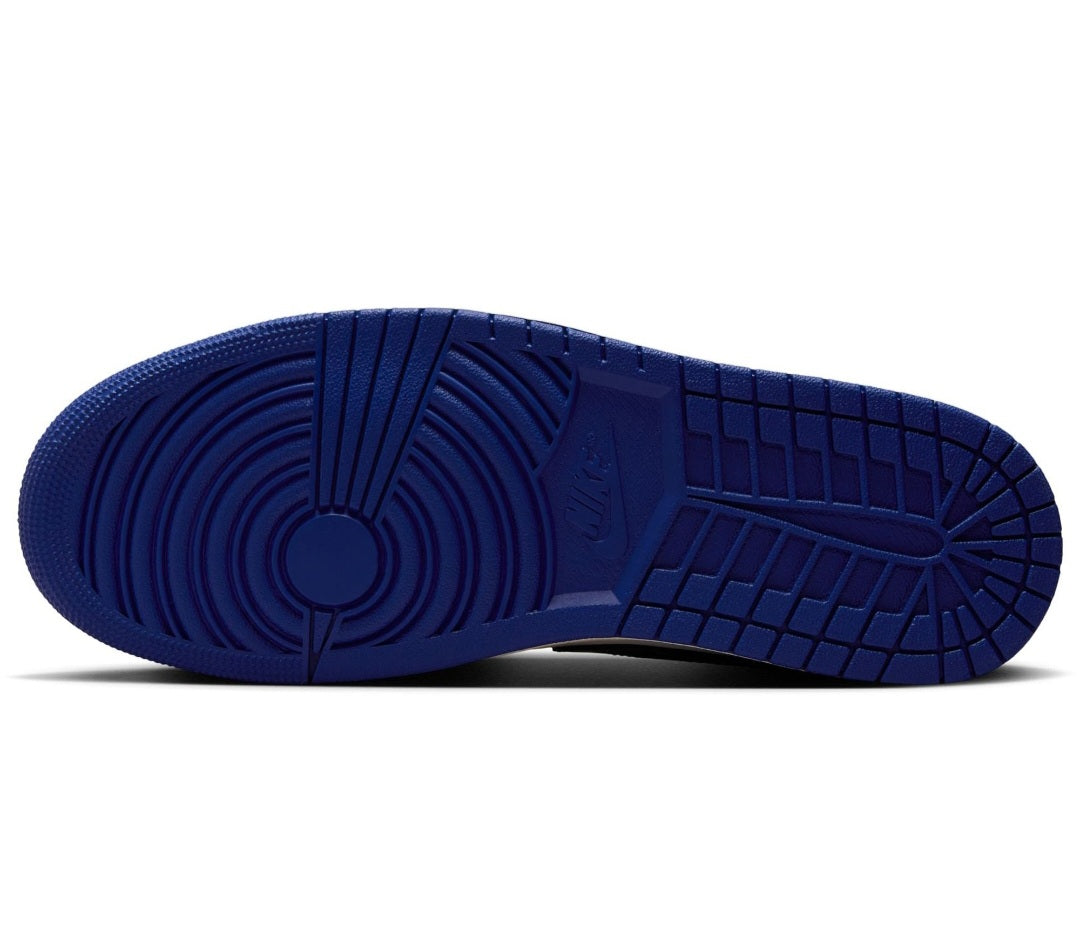 Jordan
Air Jordan 1 Low Rare
Men – Sail/Deep Royal Blue-stadium Green - Size US 9