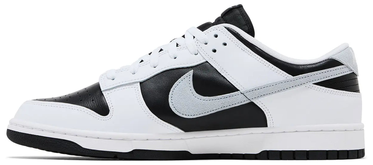 Nike Dunk Low
Reverse Panda 2.0