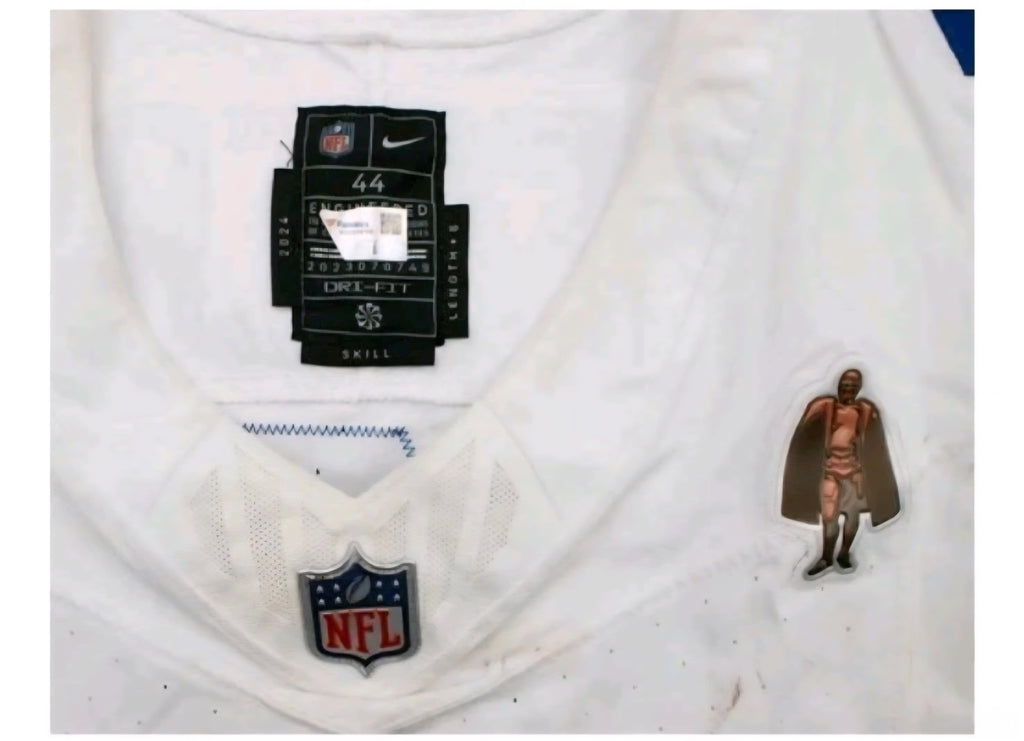 Dak Prescott - Cowboys 2023 Panini Absolute Star Gazing JF Game Worn Jersey Patch Card
