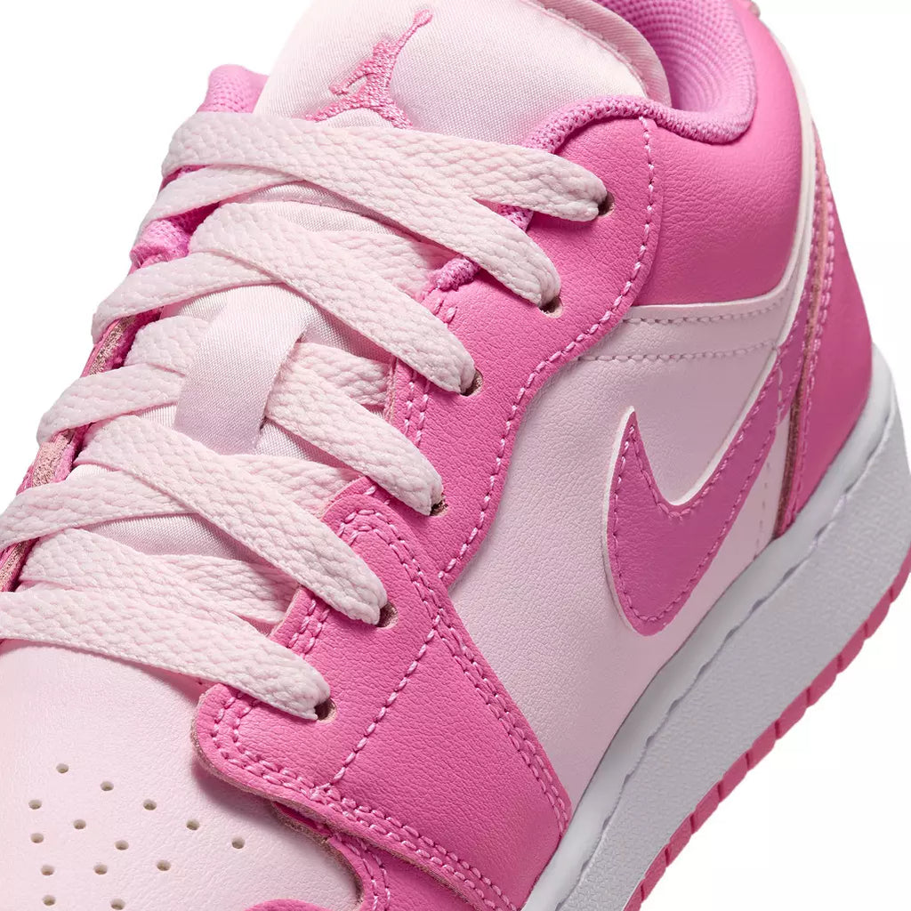 Jordan 1 Low
Valentine’s Day (GS)