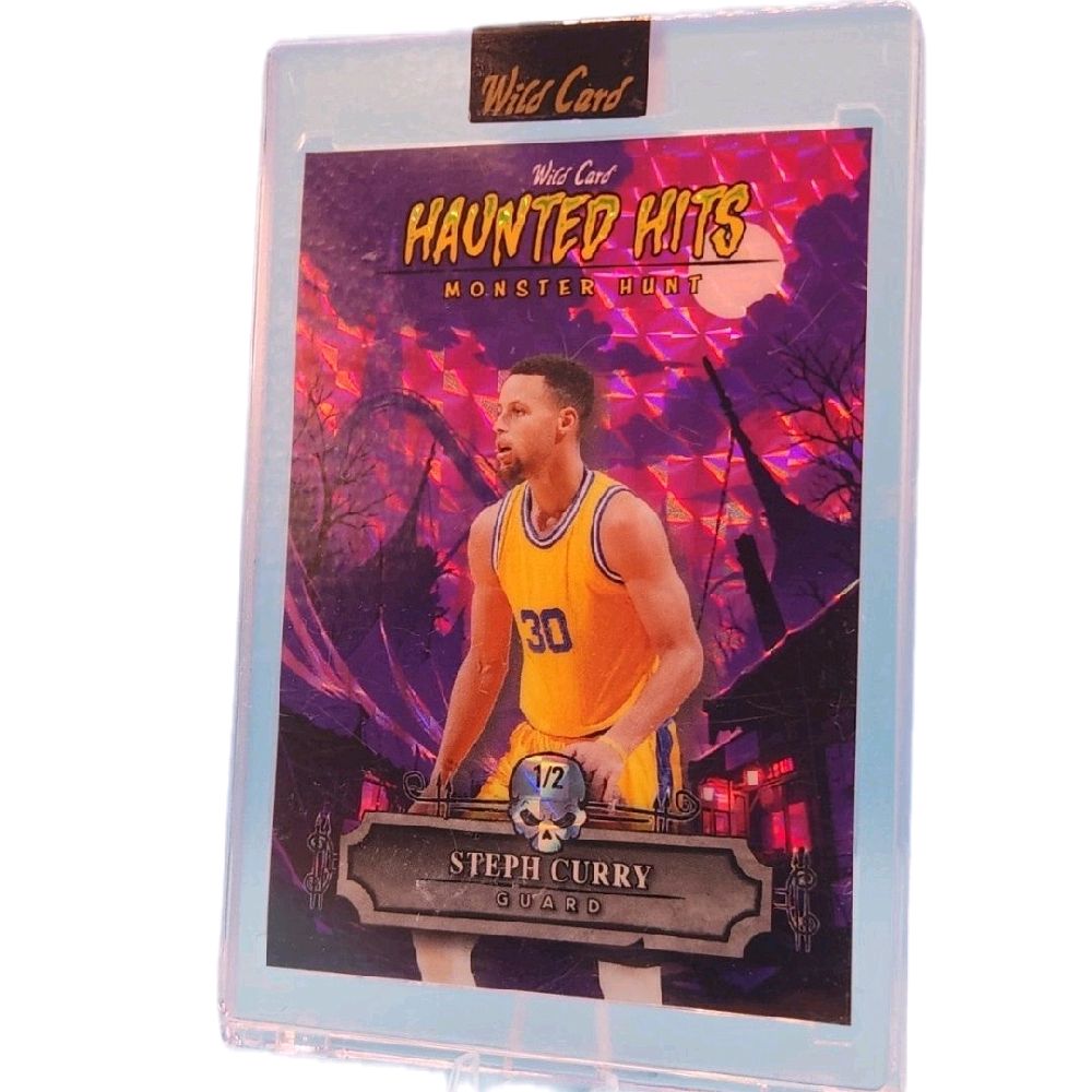 Stephen Curry GoldenState Warriors  - 2025 Wild Cards "Haunted Hits" SP Monster Hunt Pink Prizm Village 1 of 2 Card