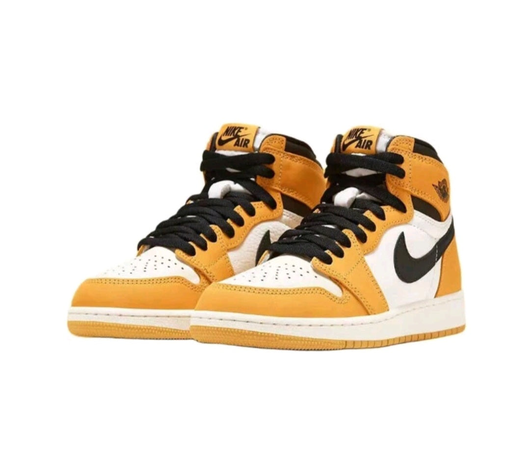 Air Jordan
Jordan 1 Retro High OG GS 'Yellow Ochre' Shoes