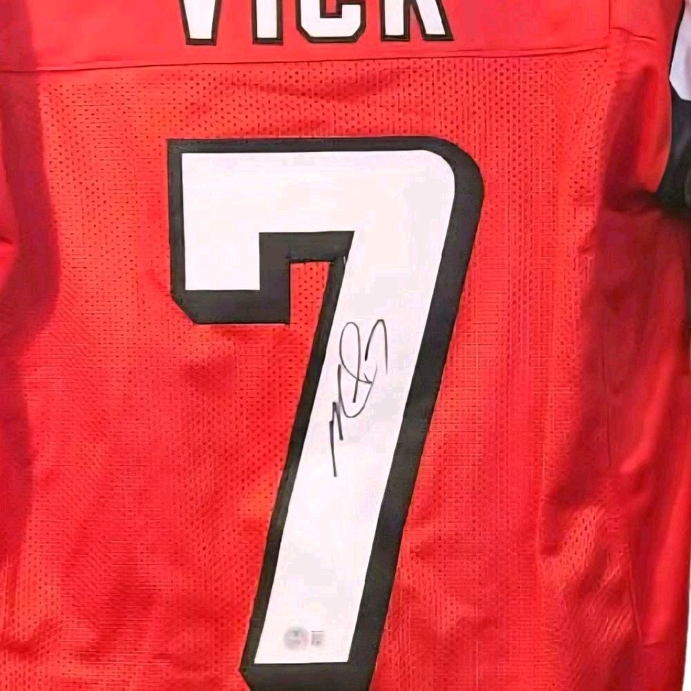 Michael Vick Atlanta Falcons Autographed Red Pro Style Fully Embroided Custom Jersey Beckett Authenticated