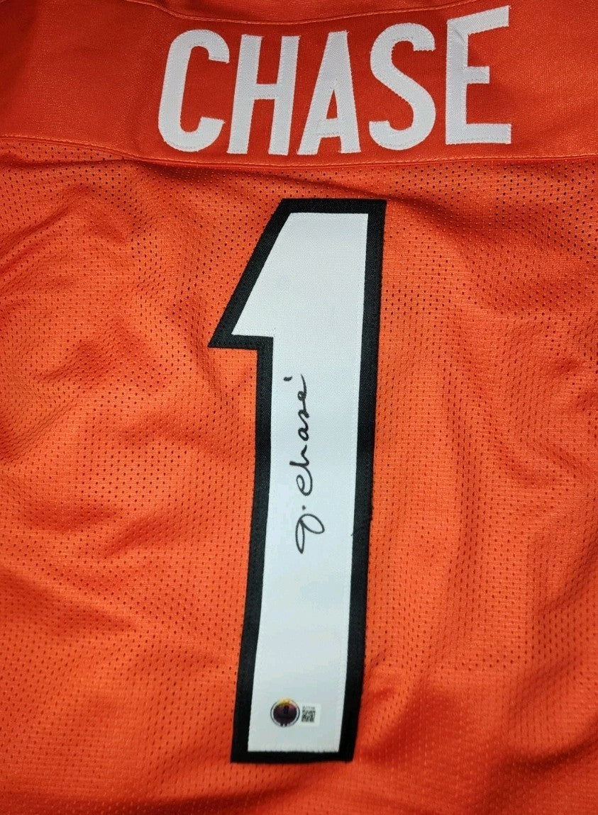 Ja'Marr Chase Bengals Signed Orange Pro-Cut Football Jersey (BAS) Hologram Sz XL