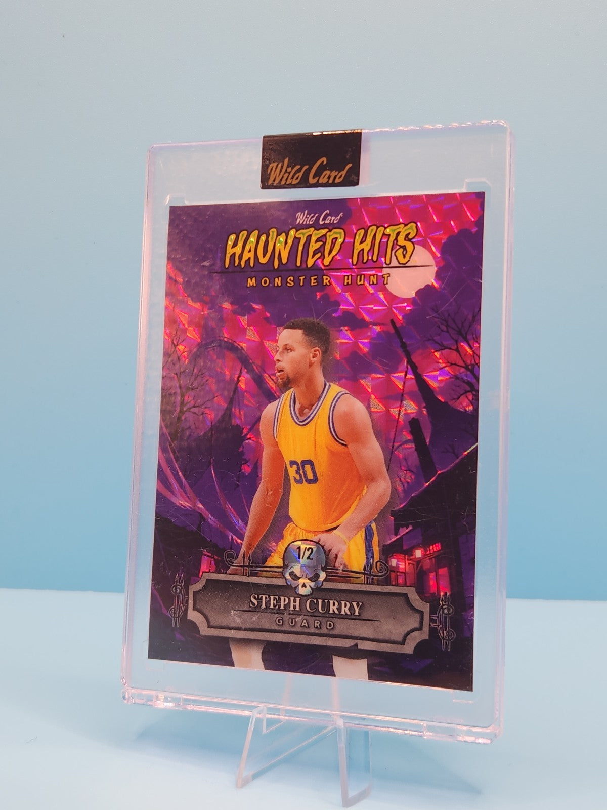 Stephen Curry 2025 Wild Cards "Haunted Hits" SP Monster Hunt Pink Prizm Village 1/2 Card
